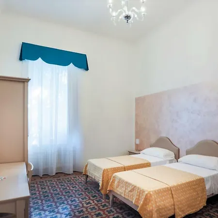Frühstückspension Tenuta Colle Sereno 3*